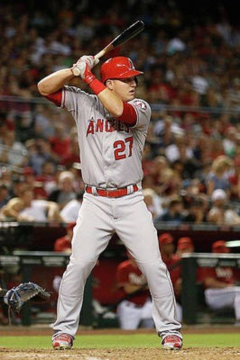 2-mike-trout-christian-petersen (1)